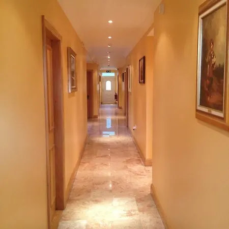 Anvil House Bed and Breakfast 3*