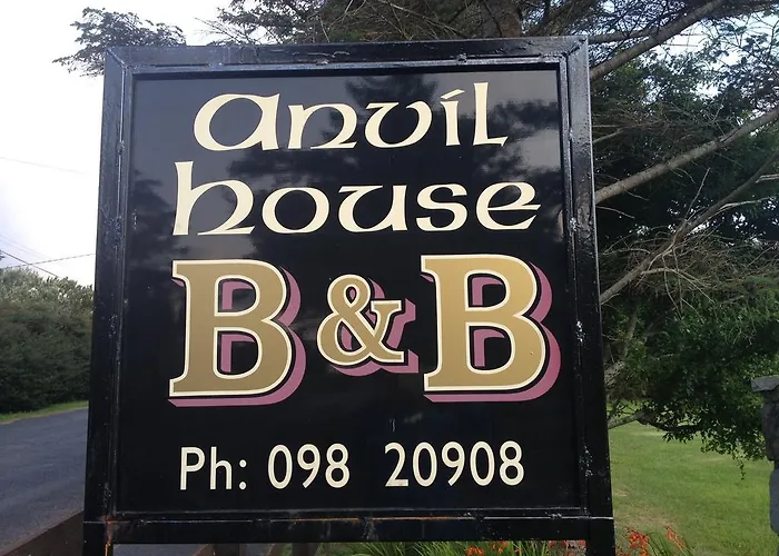 Anvil House Oda ve Kahvaltı